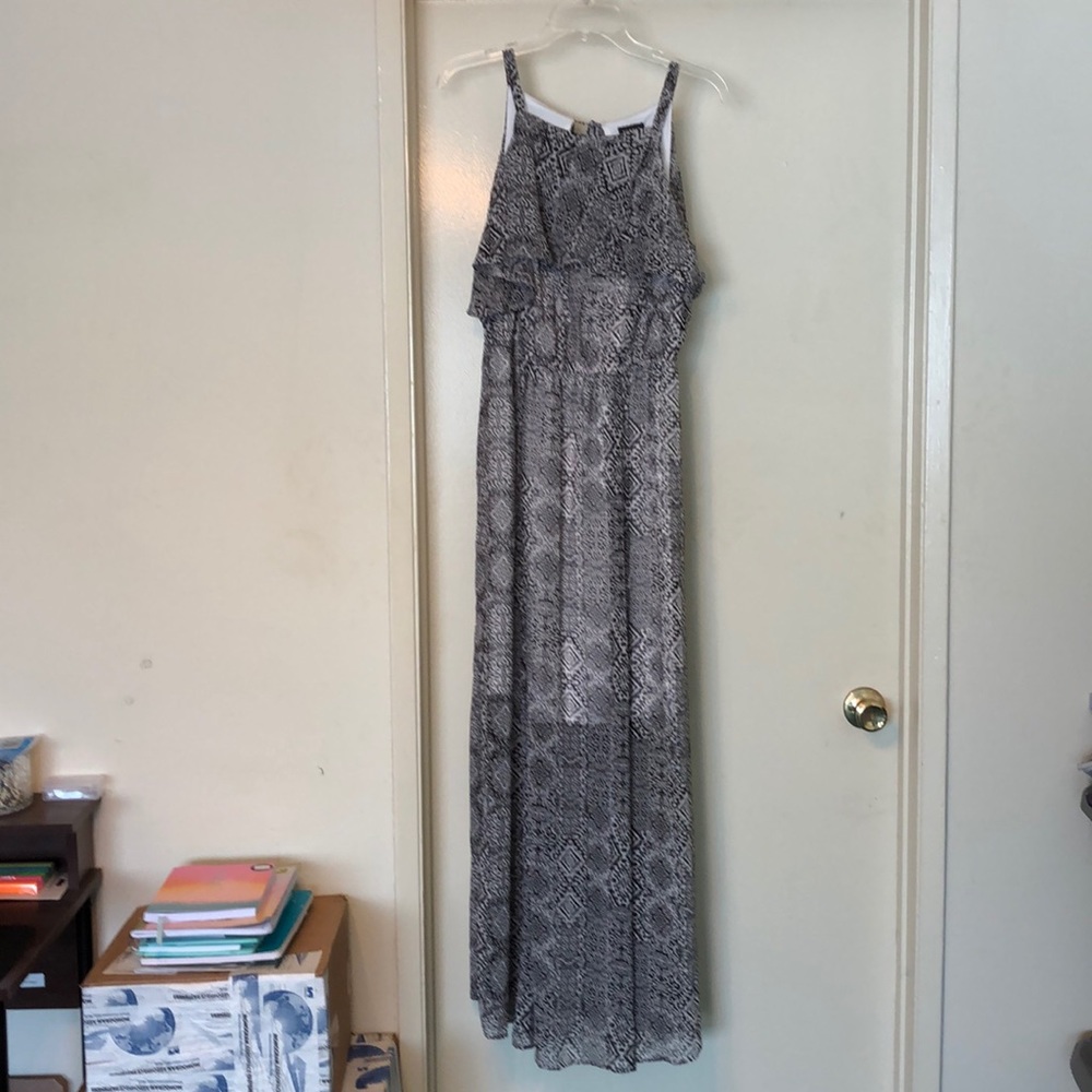 BNWT TORRID MAXI DRESS - SIZE 0/12